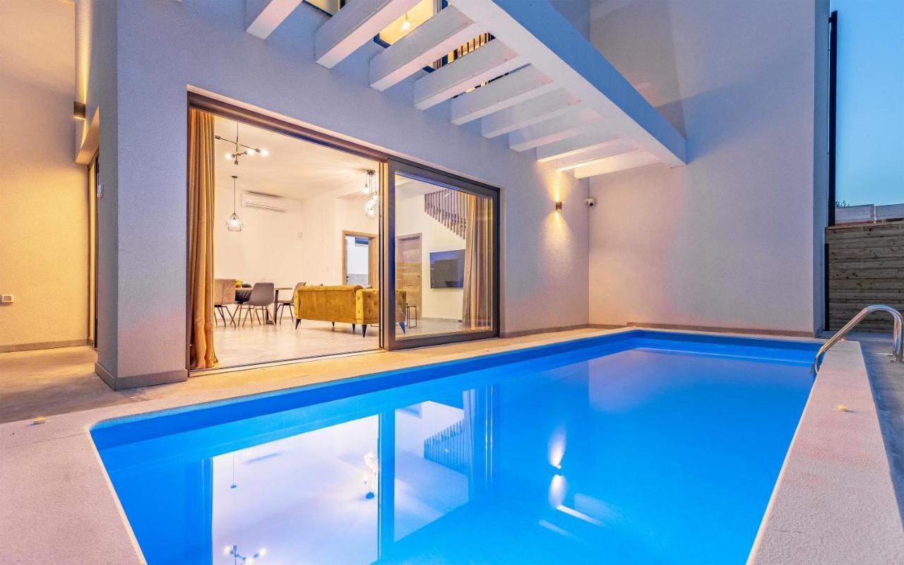 Villa Rougemarin - Marin With Private Pool Medulin Eksteriør bilde